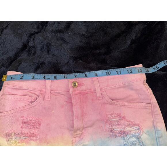 NWOT Y2K GYPSY WARRIOR TIE DYE PASTEL DENIM DAISY DUKES CUTOFFS SHORTS S - Picture 3 of 6